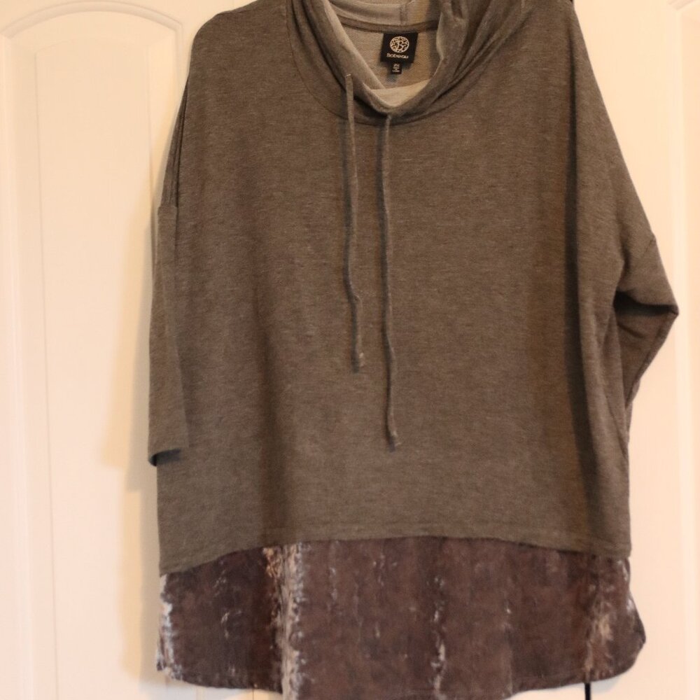 Bobeau Gray Cowl Neck Crushed Velvet Hem Tunic Size 2X Lounge wear Casual